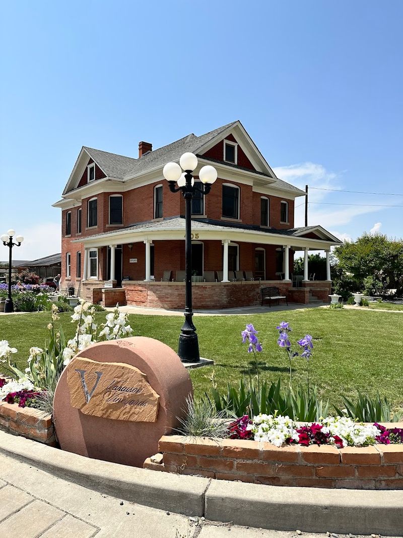 Small-Town Hospitality That Feels Genuinely Warm