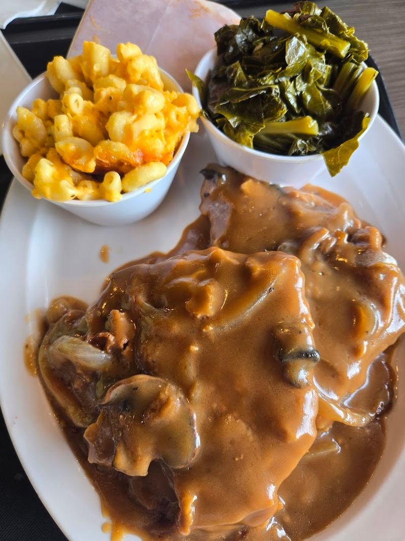 Smothered Pork Chops With Ancestor-Approved Gravy