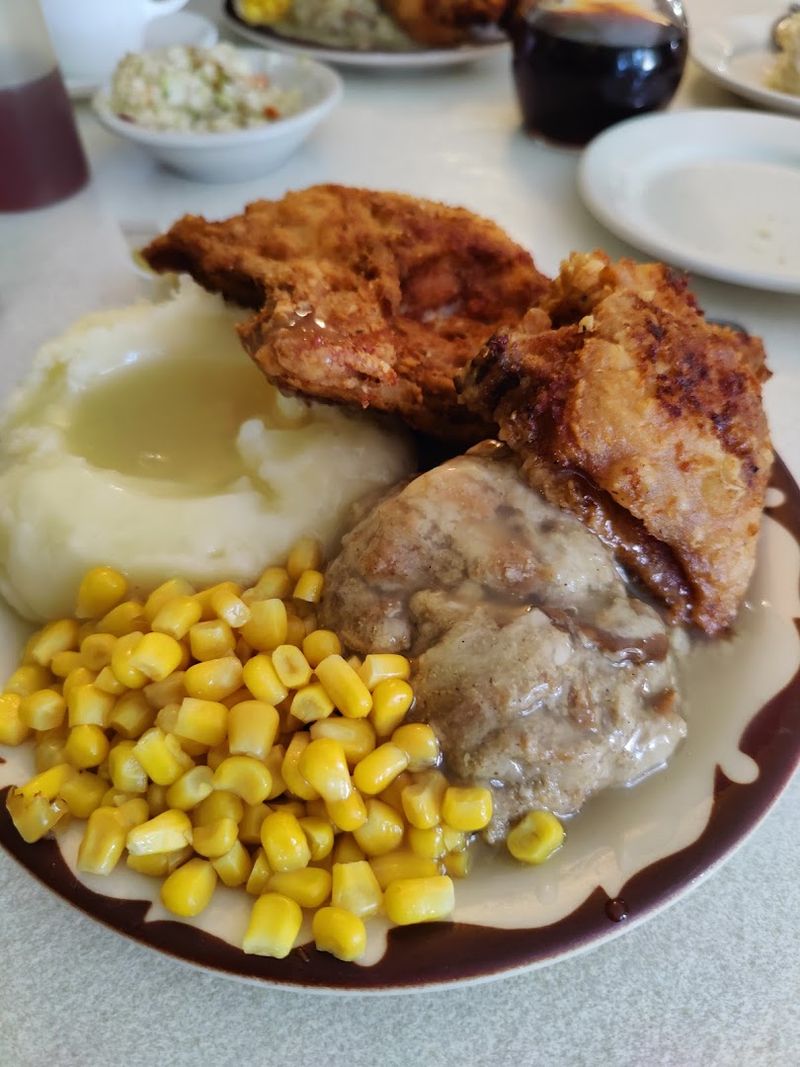 Southern Fried Chicken That Sets the Standard