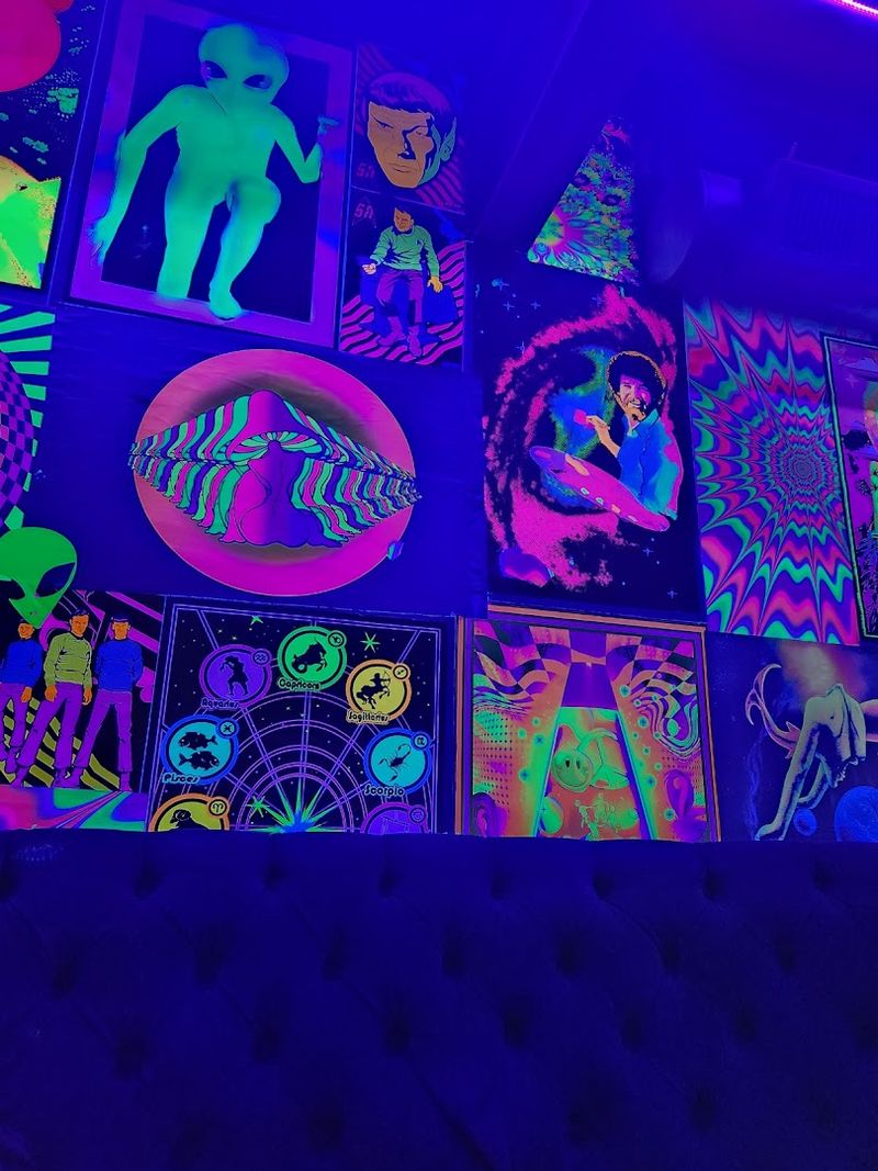 Space-Themed Decor That Doubles as a Work of Art Space-Themed Decor That Doubles as a Work of Art