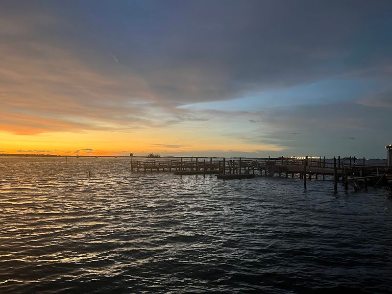 Spectacular Sunsets From Your Dinner Table Spectacular Sunsets From Your Dinner Table