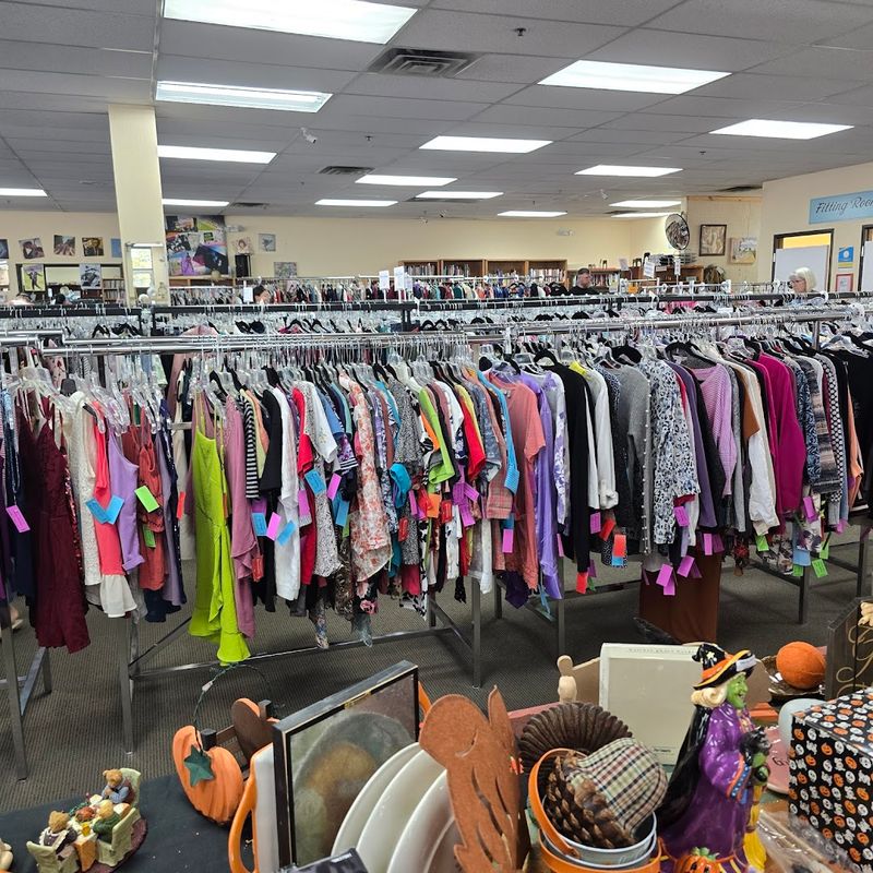 Spotless Aisles and Seriously Organized Shelves