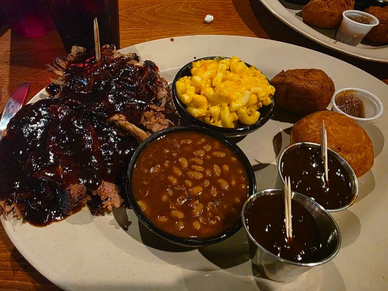 Squealers Barbeque Grill - Mooresville, Indiana