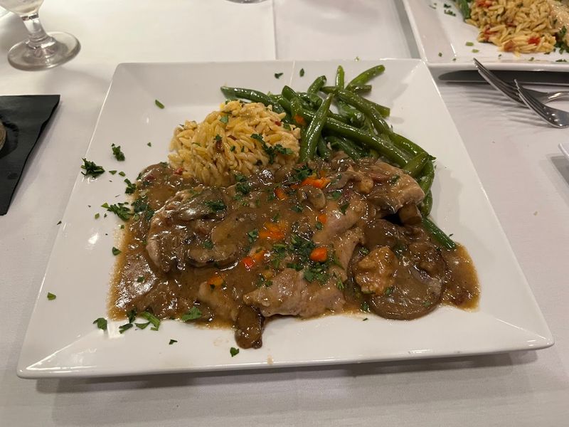 Standout Entrees From Seafood to Veal and Beyond
