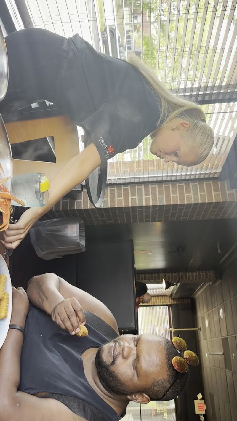 Standout Servers Who Go Above and Beyond