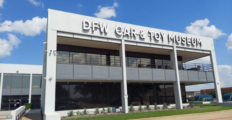 Step Back In Time At This Fascinating Texas Car Museum Filled With Automotive History