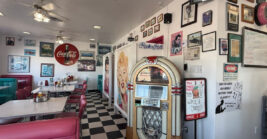 Step Straight Into The Fabulous ’50s At This Unforgettable Arizona Diner