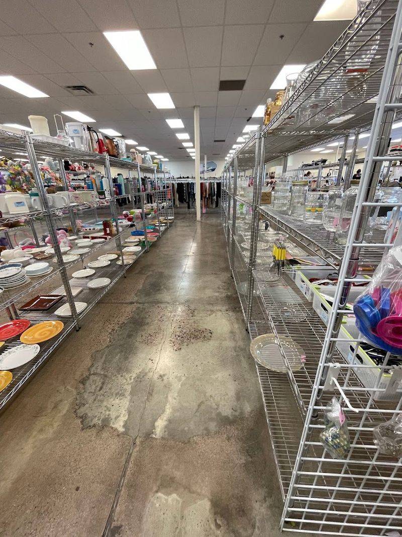 Store Cleanliness and Organization That Stands Out