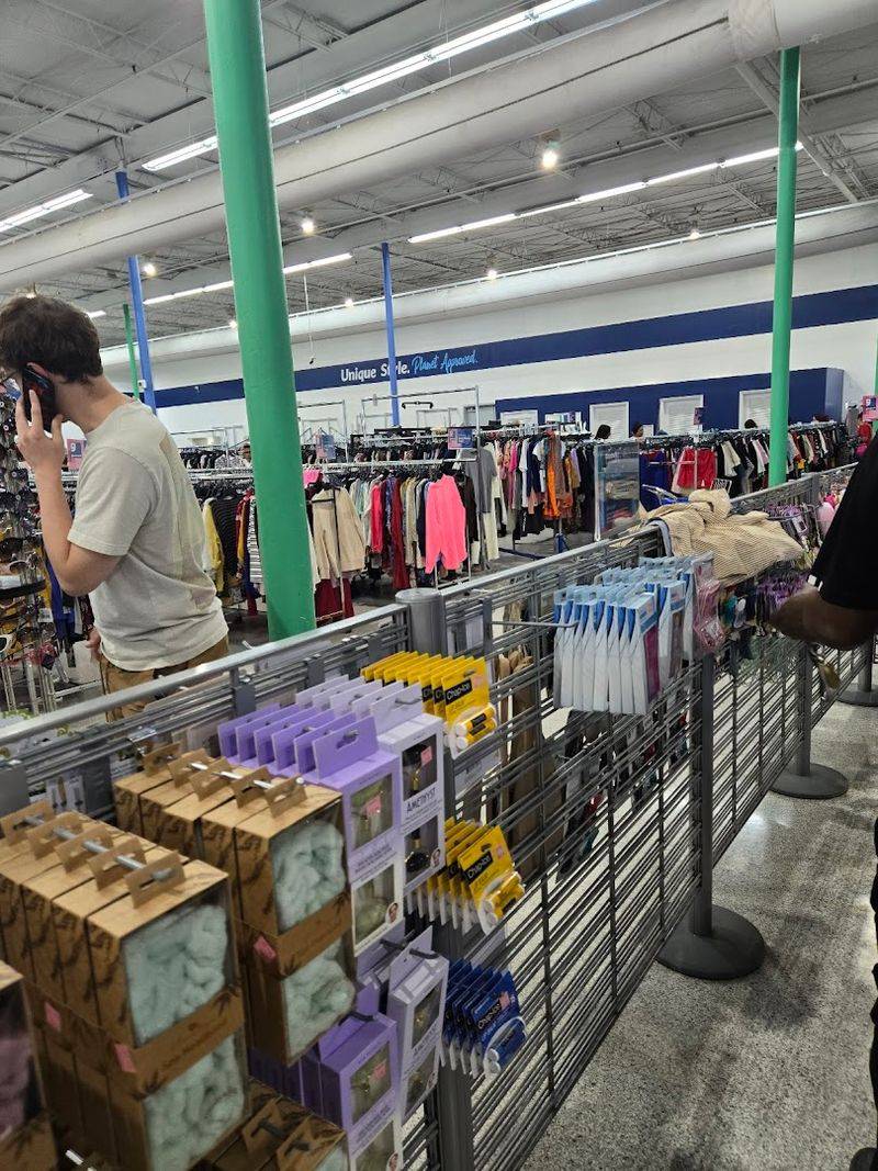 Store Hours That Give You Plenty of Time to Explore