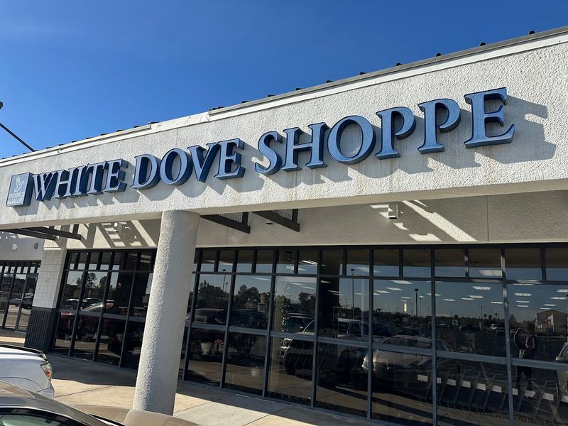 Store Hours That Work for Most Schedules