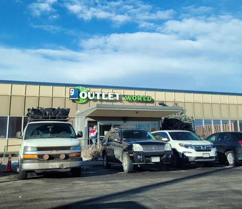 Store Hours and Location: Planning Your Visit
