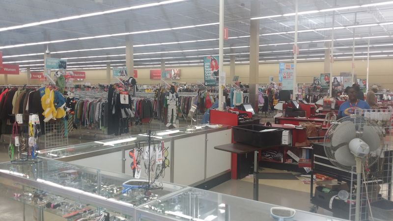 Store Size and Layout Advantages