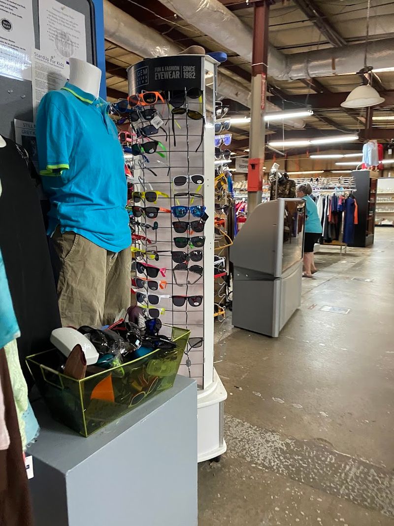 Student Discounts and Special Sale Days