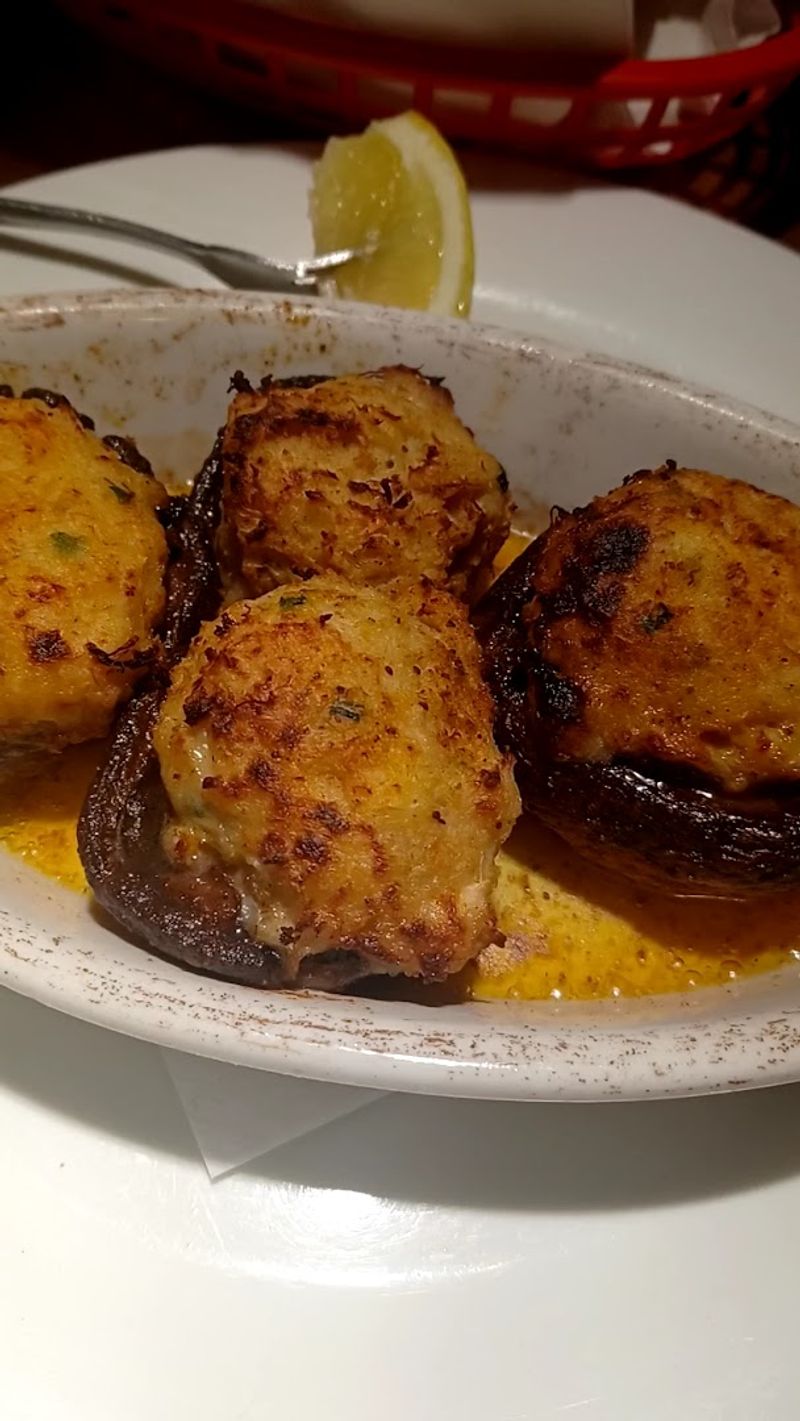 Stuffed Flounder That Keeps Families Coming Back
