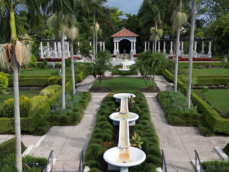 Stunning Neoclassical Architecture That Wows at Every Turn