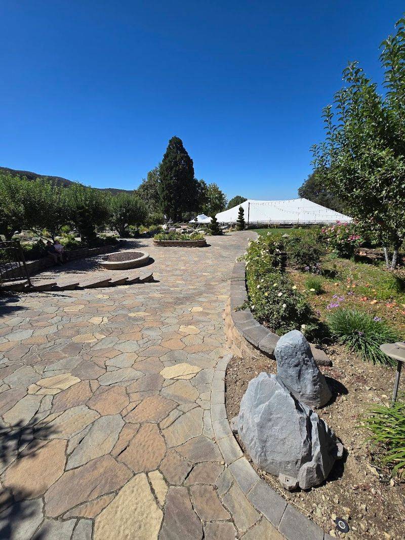 Stunning Views That Make Every Meal More Memorable Stunning Views That Make Every Meal More Memorable