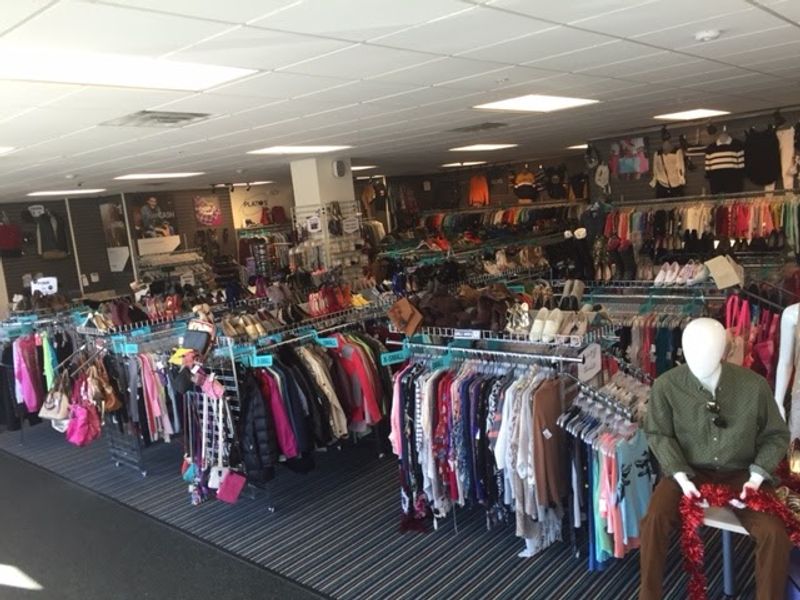 Summer Dresses and Seasonal Clothing Worth Checking Out