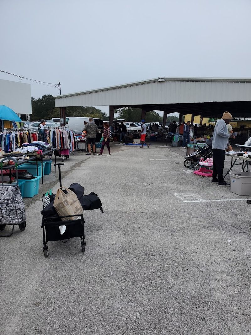 Sunday Brings a Bonus Back Field Full of Even More Vendors