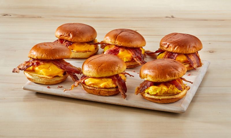 The American Cheeseburger That Surprises First-Timers The American Cheeseburger That Surprises First-Timers
