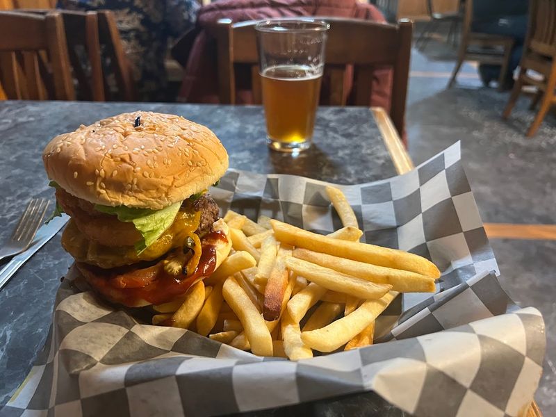 The BBQ Burger That Earns Its Own Spotlight