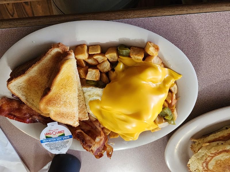 The BLT Sandwich That Surprised a Road-Tripper