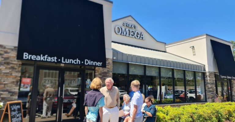 The Breakfast At This Unassuming South Carolina Diner Has Earned A Loyal Following For Good Reason