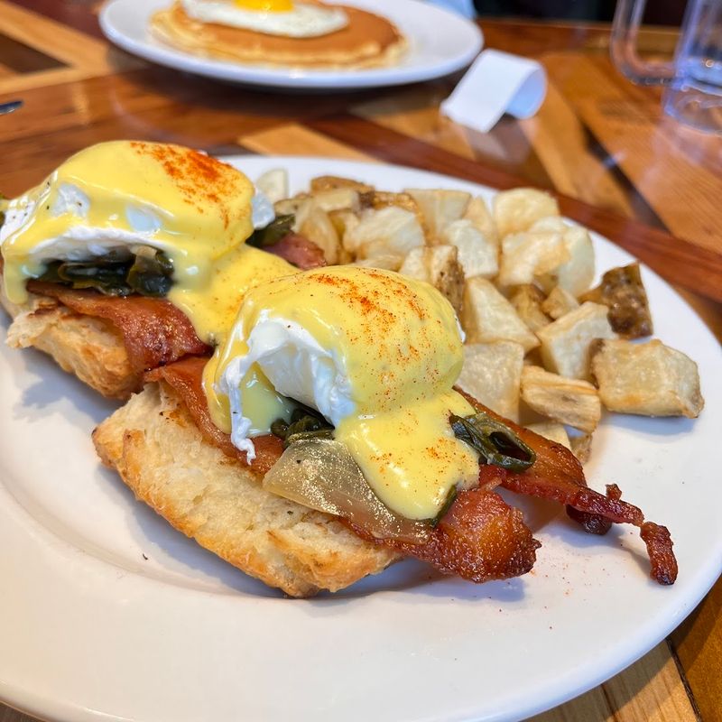 The Breakfast Grinder With Mushrooms That Keeps People Coming Back