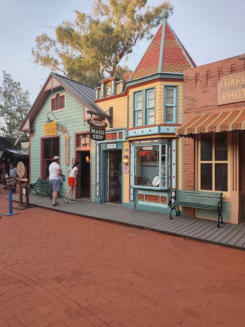 The C.P. Huntington Train Ride That Adds Magic to the Evening