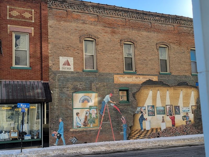 The Charm of Marion's Local Diners