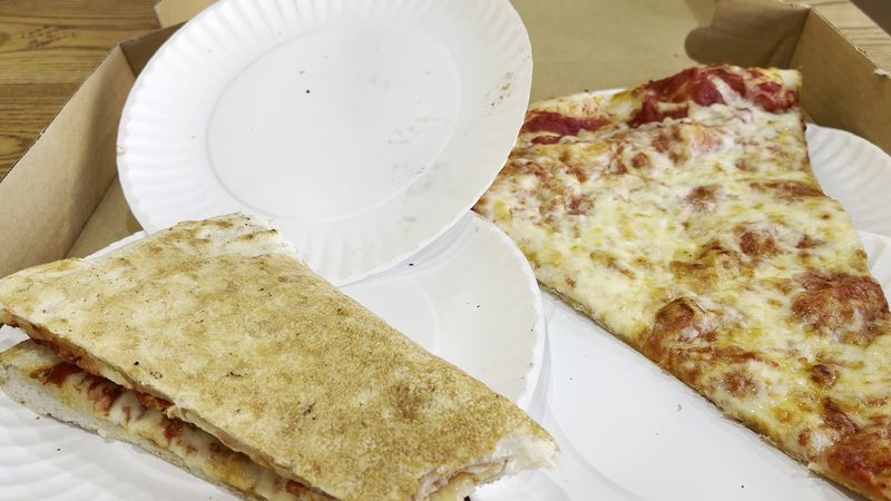 The Cheese-to-Sauce Ratio That Pizza Lovers Obsess Over