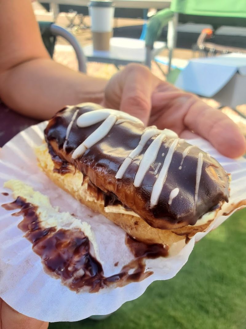 The Éclairs That Started It All The Éclairs That Started It All