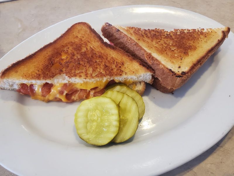 The Famous Grilled Cheese Sandwich The Famous Grilled Cheese Sandwich
