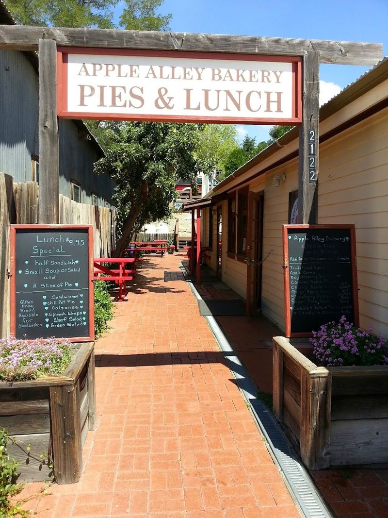 The Famous Julian Apple Pie Scene