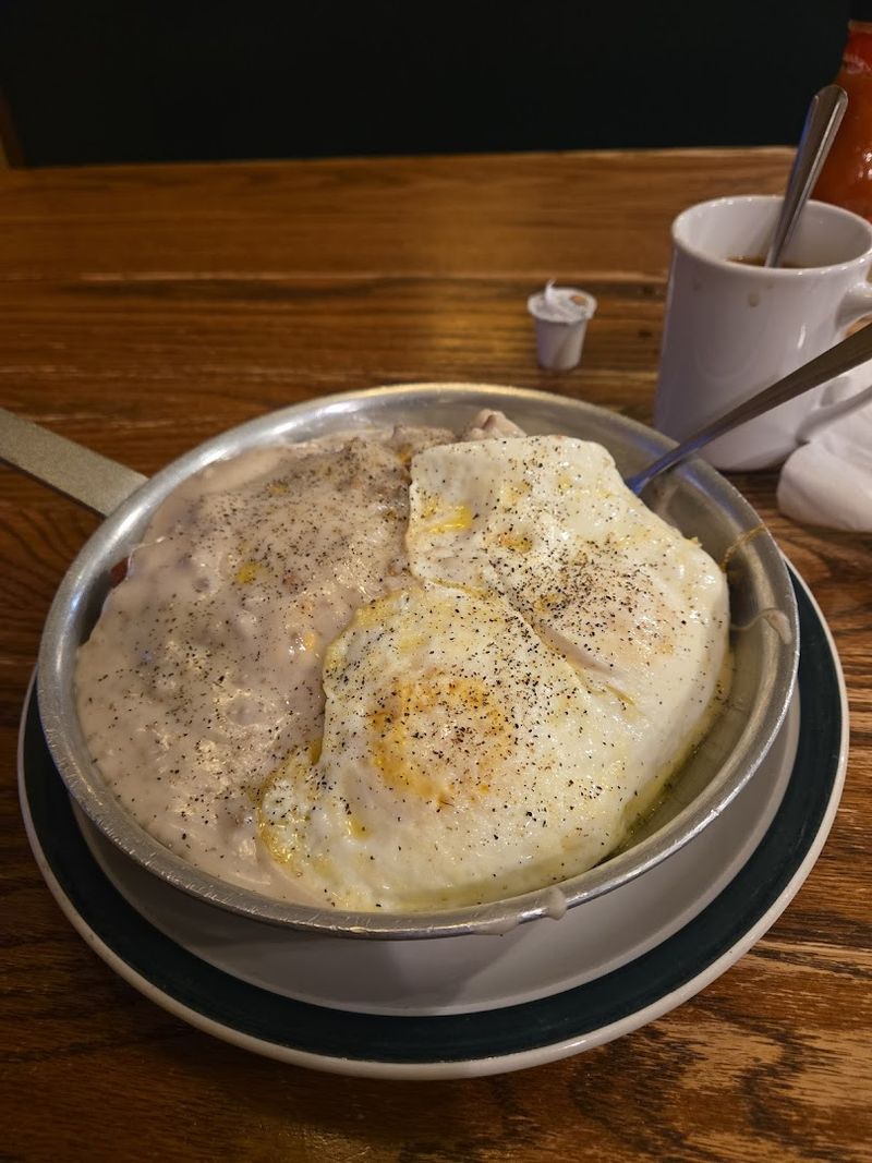 The Farmer Boy Skillet That Packs Every Breakfast Favorite Into One Pan