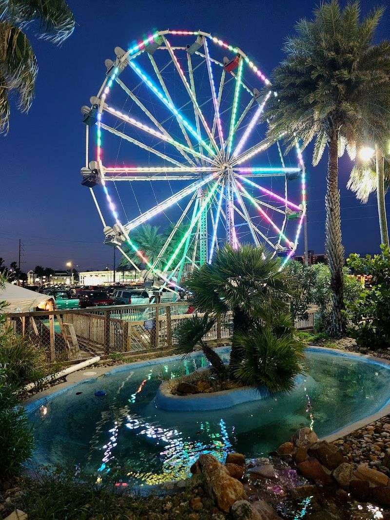The Ferris Wheel With Views That Steal the Show