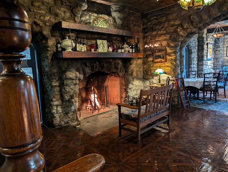 The Fireplace Ceremony Room That Feels Like History