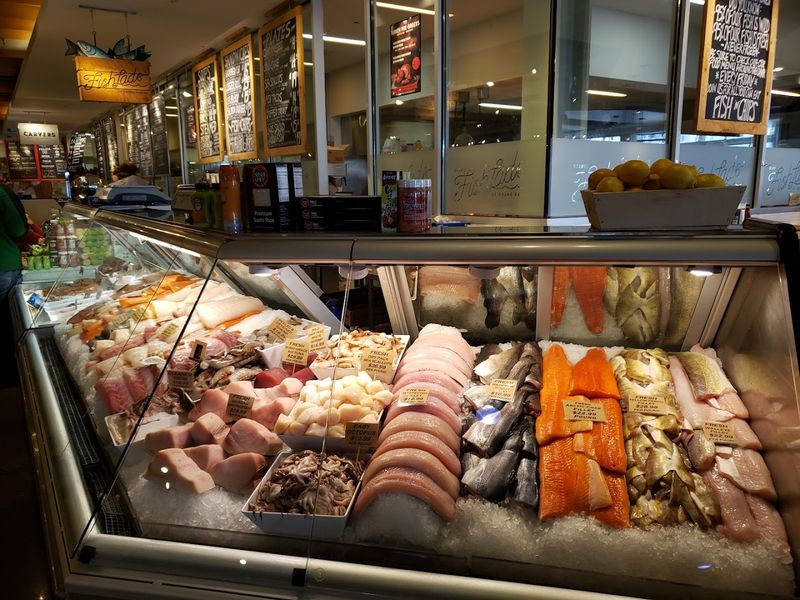The Fresh Fish Market Display That Sets the Tone The Fresh Fish Market Display That Sets the Tone