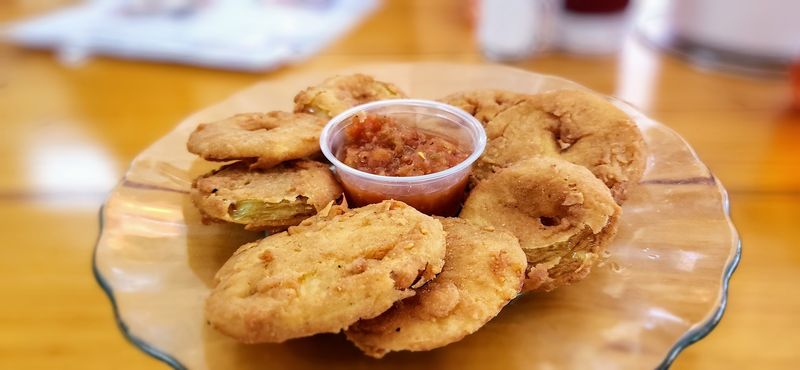 The Fried Green Tomatoes That Convert Skeptics The Fried Green Tomatoes That Convert Skeptics