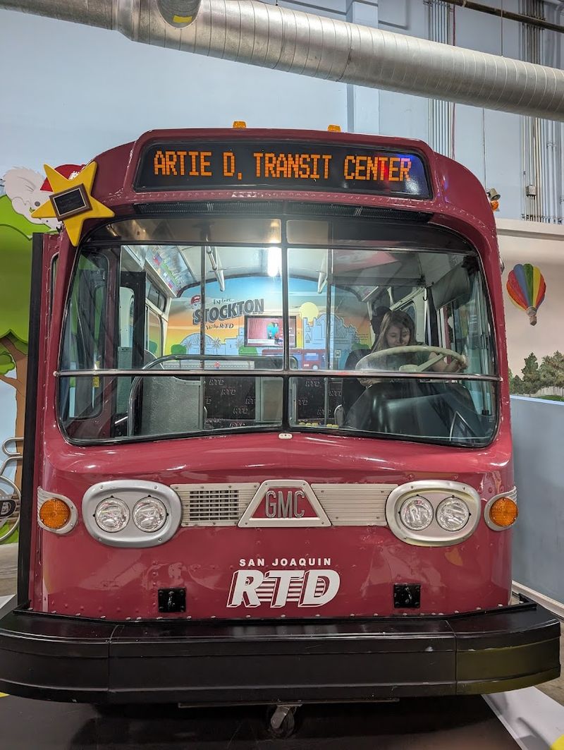 The Full-Size Public Bus That Sparks Big Imaginations The Full-Size Public Bus That Sparks Big Imaginations