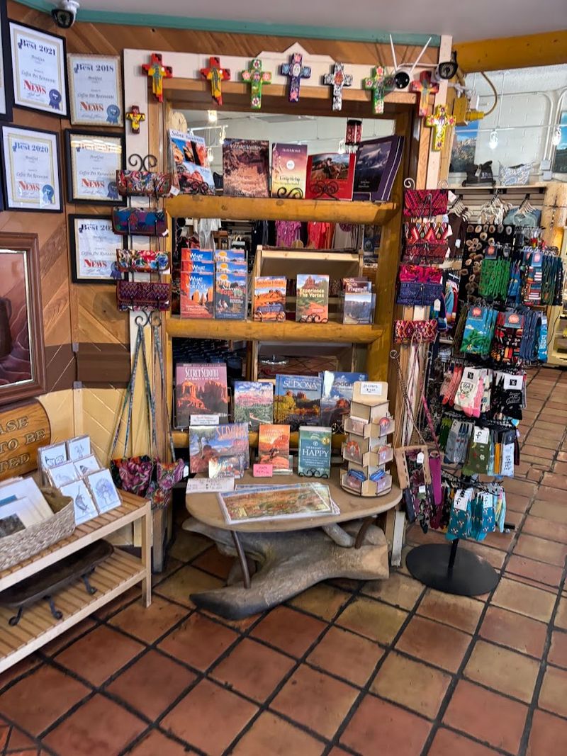 The Gift Shop That Turns Waiting Into Fun The Gift Shop That Turns Waiting Into Fun