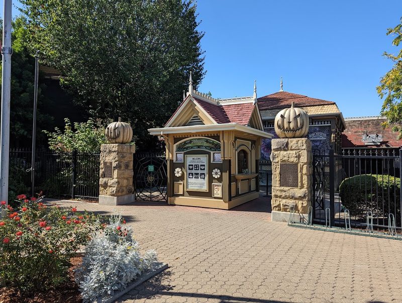 The Gift Shop and Visitor Experience
