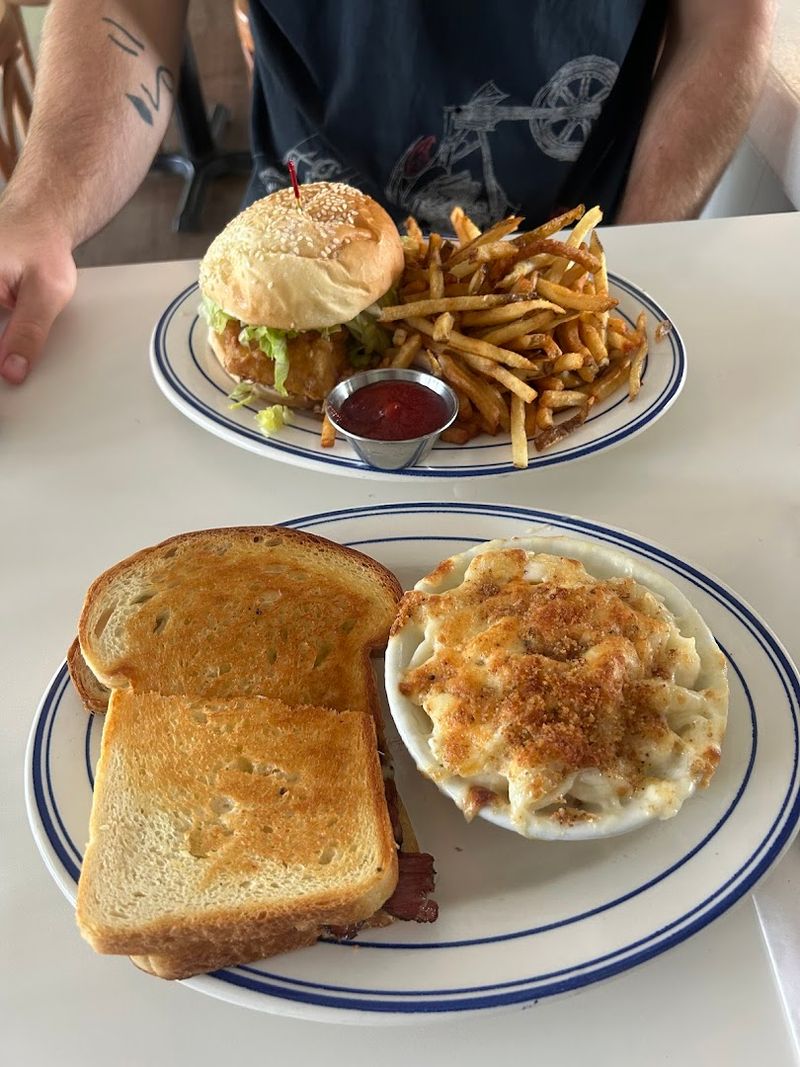 The Gracie Burger That Earns Its Name