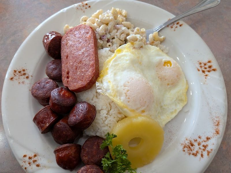 The Hawaiian Breakfast That Surprises Everyone The Hawaiian Breakfast That Surprises Everyone
