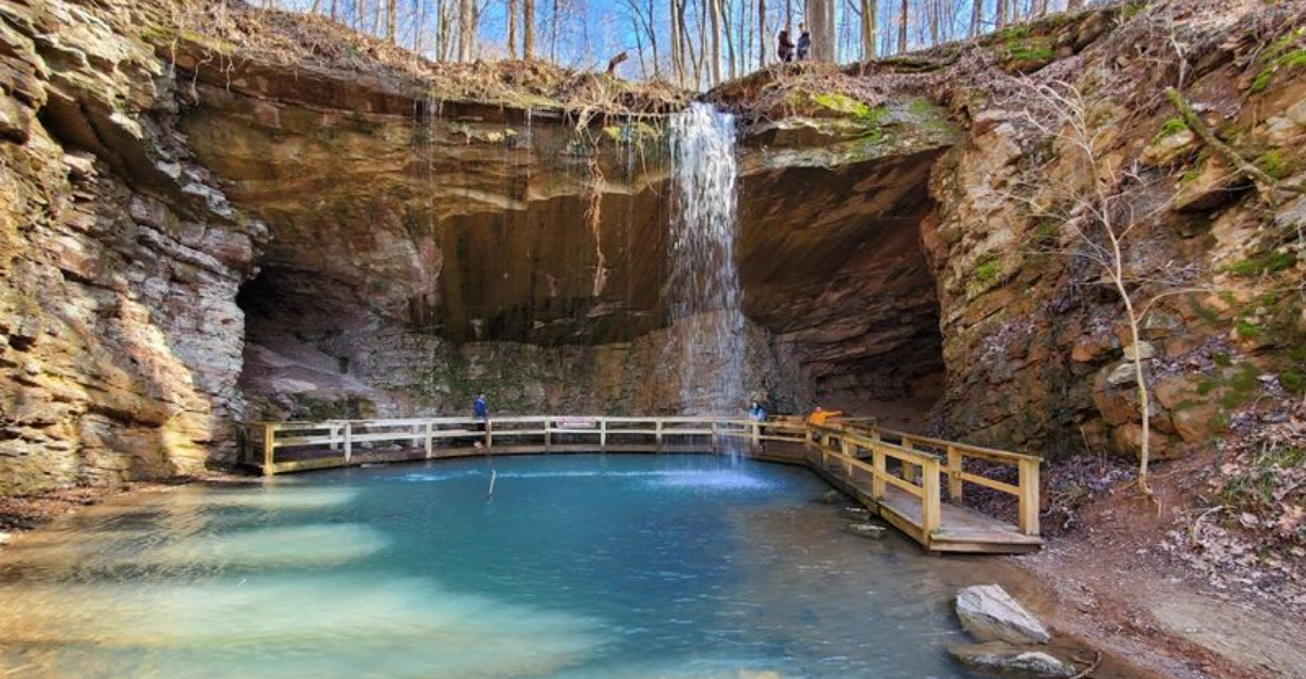 The Hidden Waterfall Inside This Georgia State Park Is Simply Breathtaking