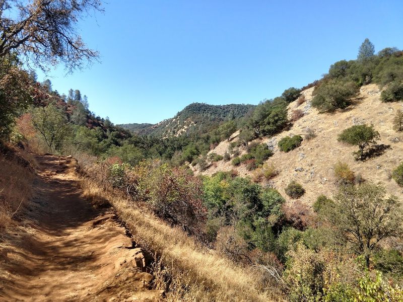 The Hike Down: What to Expect on the Trail The Hike Down: What to Expect on the Trail