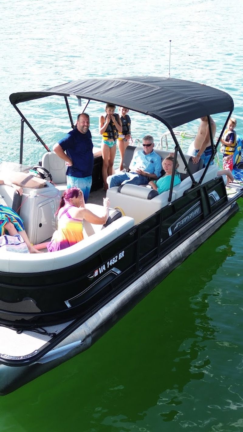The Ice Cream Boat: A Summer Tradition Unlike Any Other The Ice Cream Boat: A Summer Tradition Unlike Any Other