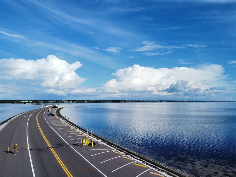 The Iconic One-Mile Causeway Drive