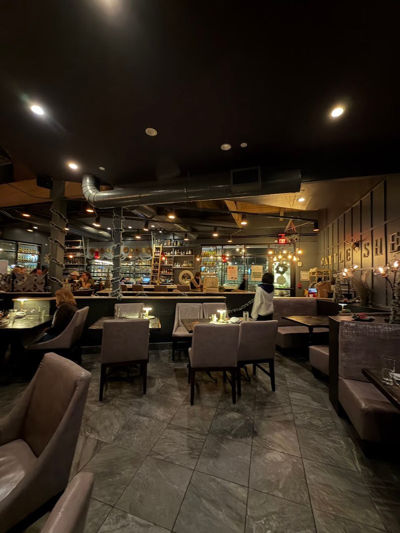 The Inviting Old-Fashioned Atmosphere The Inviting Old-Fashioned Atmosphere