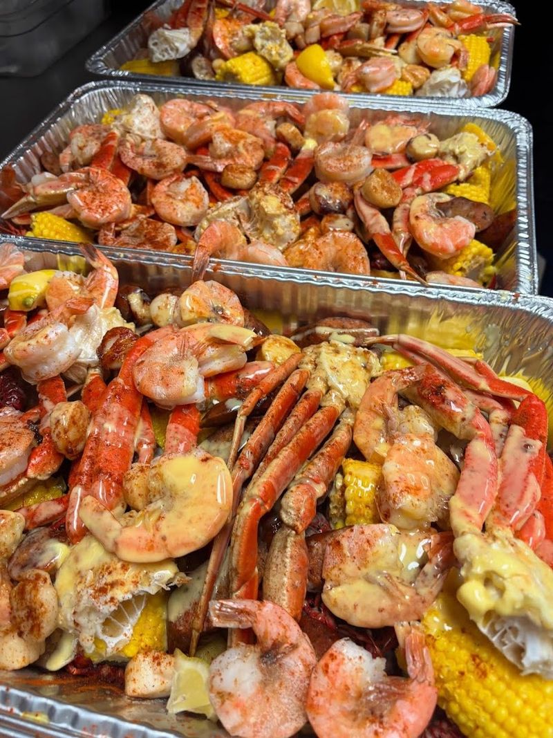 The Irresistible Crab Boil That Fans Say Is Worth Every Penny