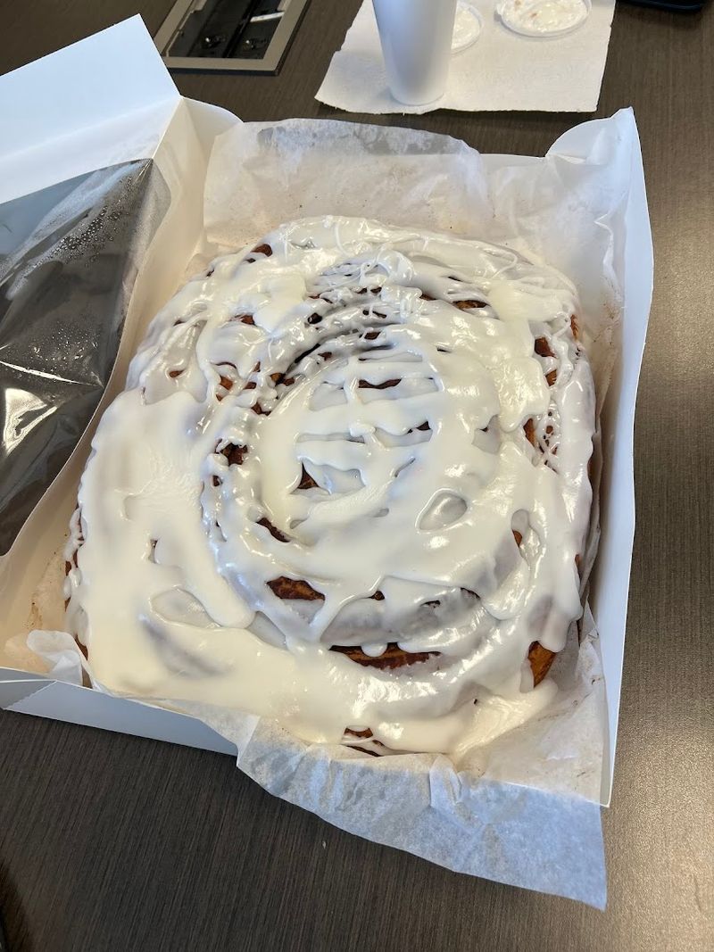 The Jaw-Dropping 10-Pound Cinnamon Roll
